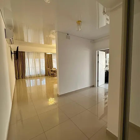 Oba Luxury- Mamaia Nord